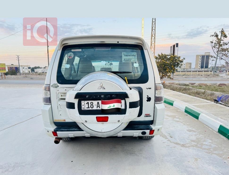 ميتسوبيشي باجيرو